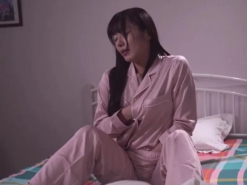 Thủ dâm hàng đêm vì người chồng bỏ bê, người vợ quyết định tìm đến ứng dụng hèn hò