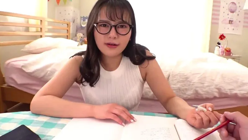 Xxx bạn thân của bạn gái có cặp vú to dâm đãng